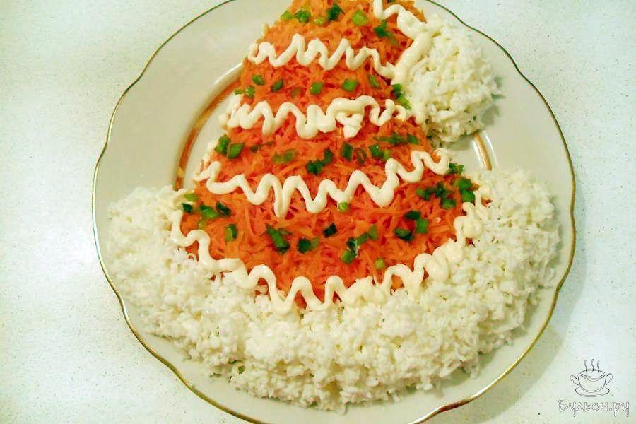 "Шапка Деда Мороза" из салата Оливье