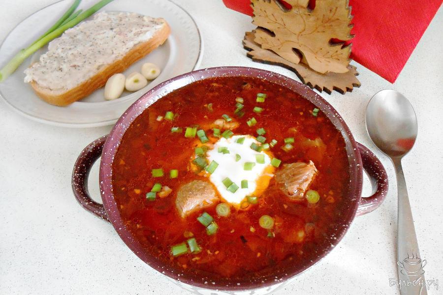 Украинский борщ с фасолью