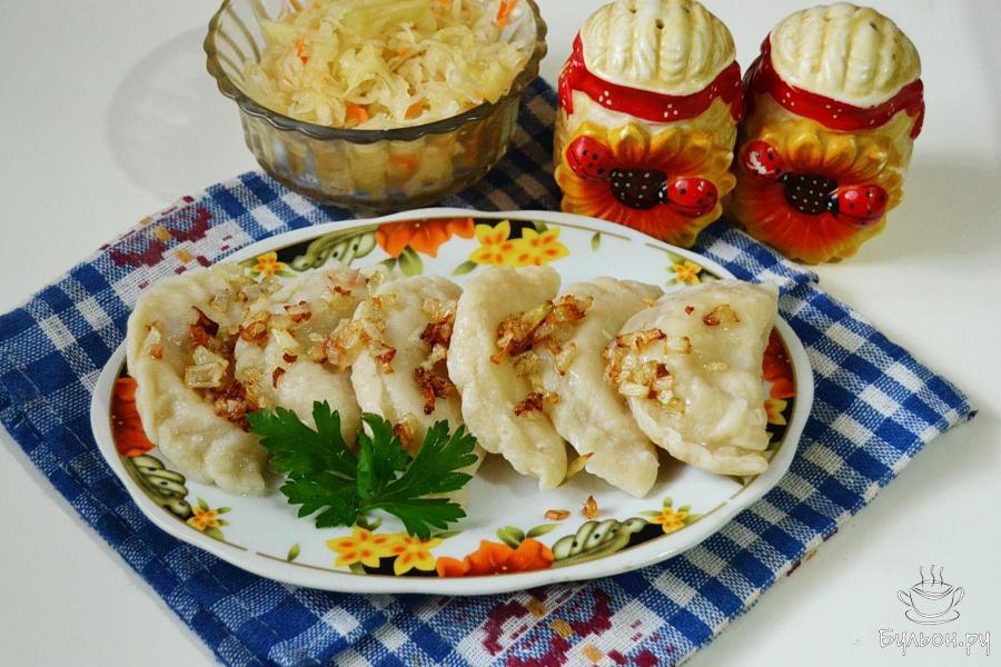 Вареники с начинкой из кислой капусты