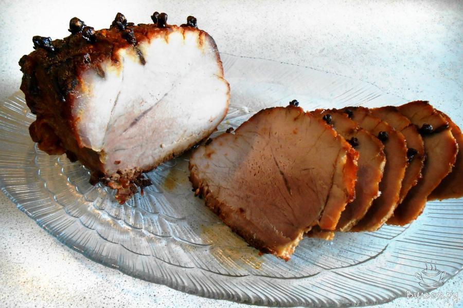 Буженина в абрикосовой глазури