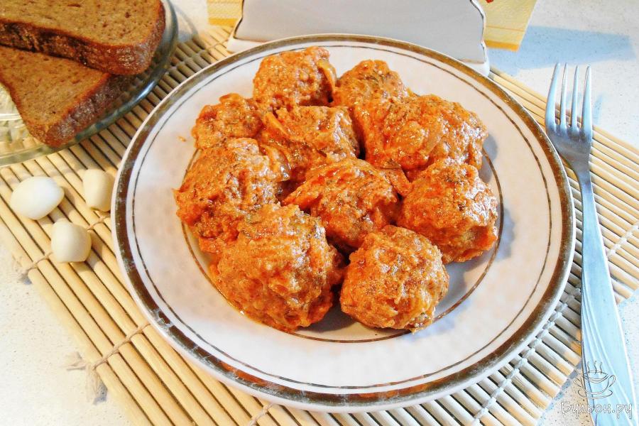 Тефтели с рисом в томатном соусе