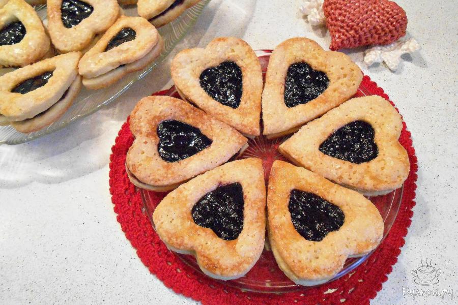Печенье с джемом "Сердечки"
