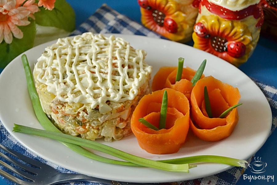 Мясной салат с куриной грудкой