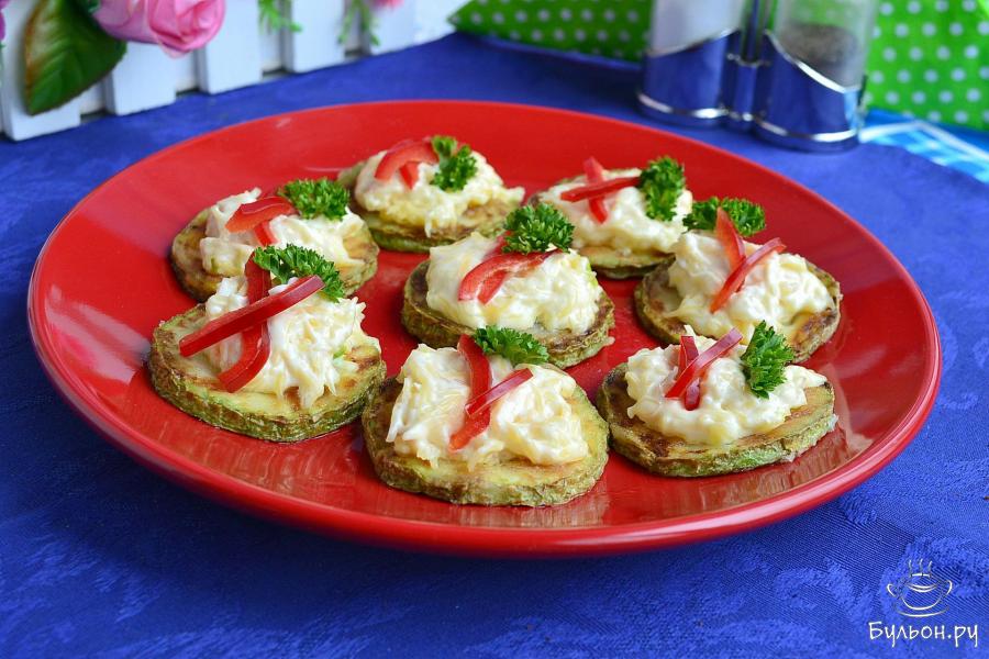 Закуска из кабачков с сыром и чесноком