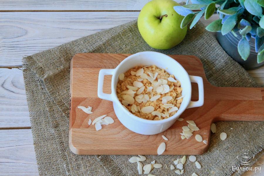 Яблоки запеченные под штрейзелем