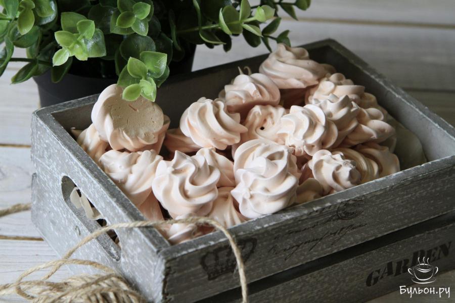 Меренга малиновая