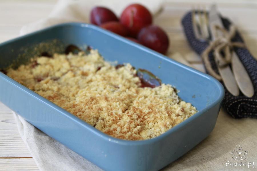 Сливовый крамбл