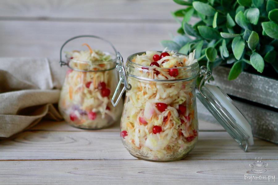 Квашеная капуста с клюквой