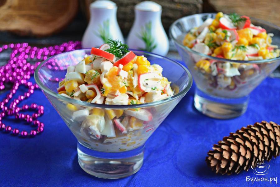 Салат с крабовыми палочками и апельсином