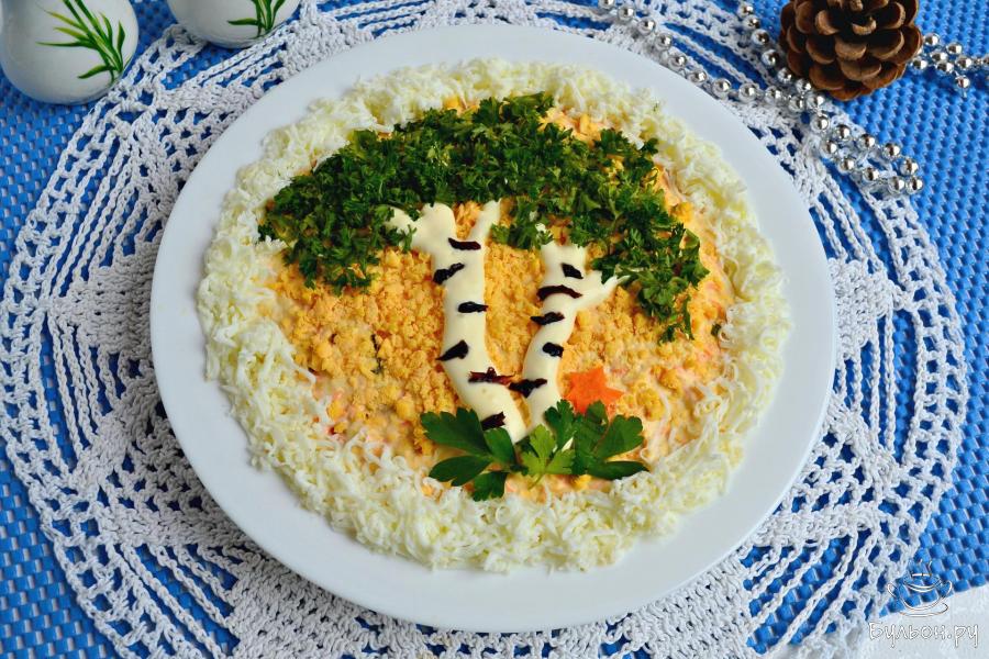 Салат "Березка" с черносливом