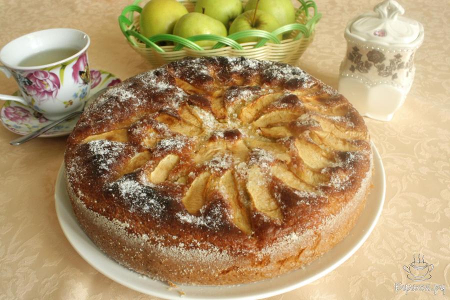 Творожный пирог с яблоками