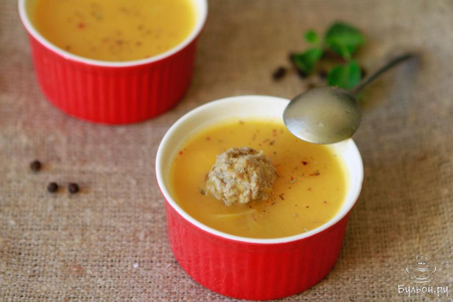 Тыквенный суп-пюре с фрикадельками