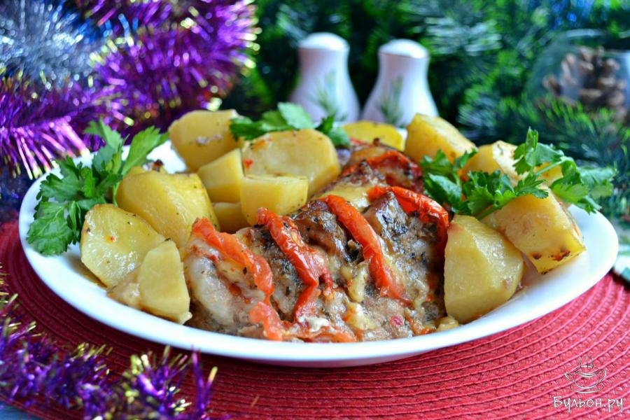 Свинина "Праздничная" запеченная в рукаве с картофелем
