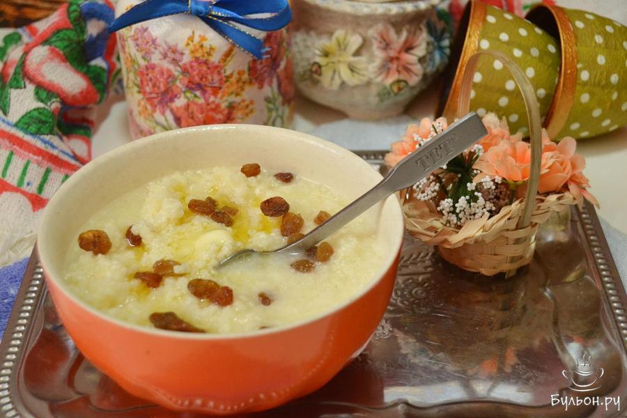 Пшенная каша с изюмом (на сухом молоке)
