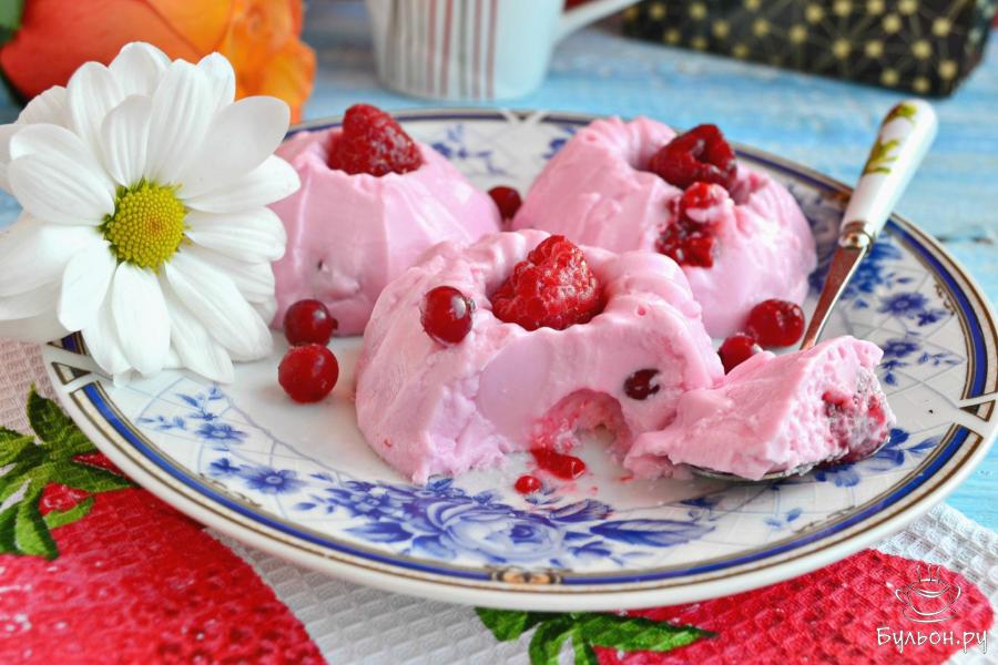 Сметанно-ягодное желе