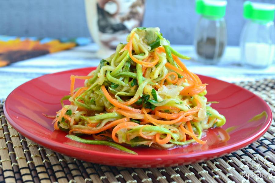 Салат из кабачков по-корейски