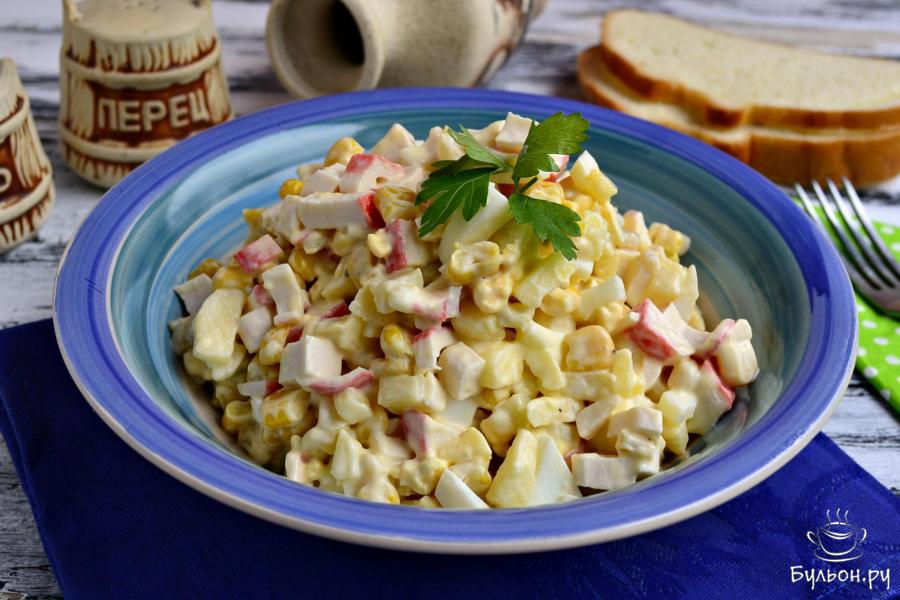 Крабовый салат с яблоком