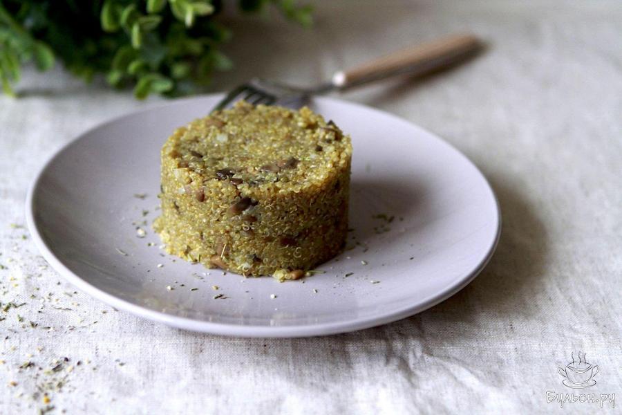 Киноа с грибами