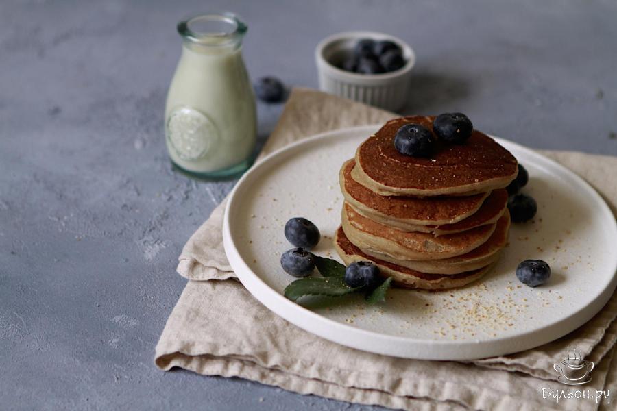 Банановые панкейки на овсяном молоке