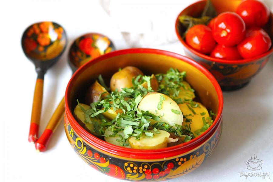 Картофель в мундире в микроволновке