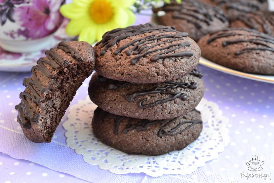Шоколадное песочное печенье