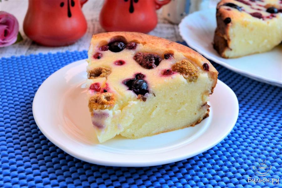 Творожная запеканка с ягодами