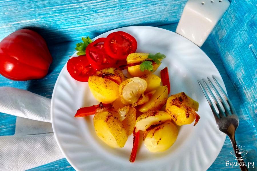 Картофель с беконом в духовке