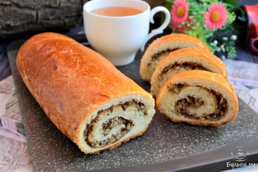Рулет с грецкими орехами