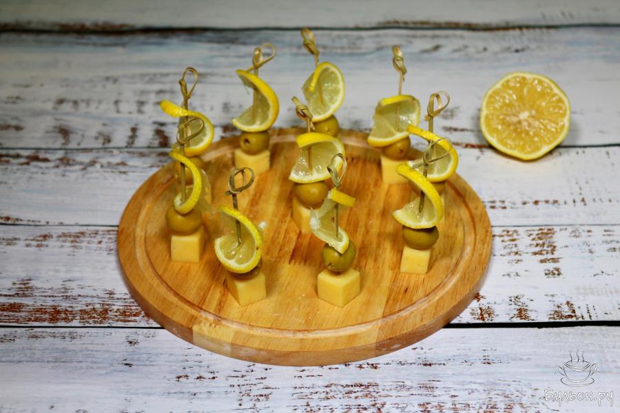 Канапе к коньяку, бренди или рому