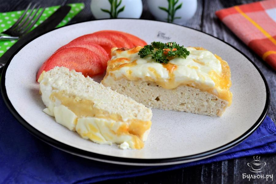 Куриная запеканка с сыром и яблоками