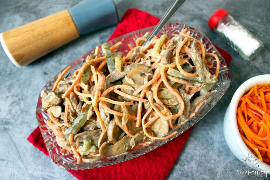 Салат Обжорка с говядиной и шампиньонами