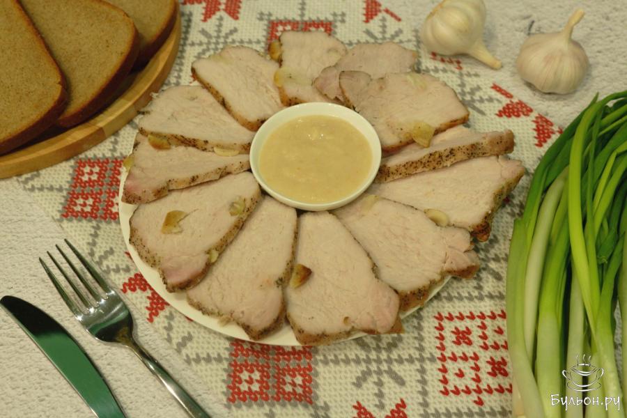 Ароматная свинина, запеченная в рукаве