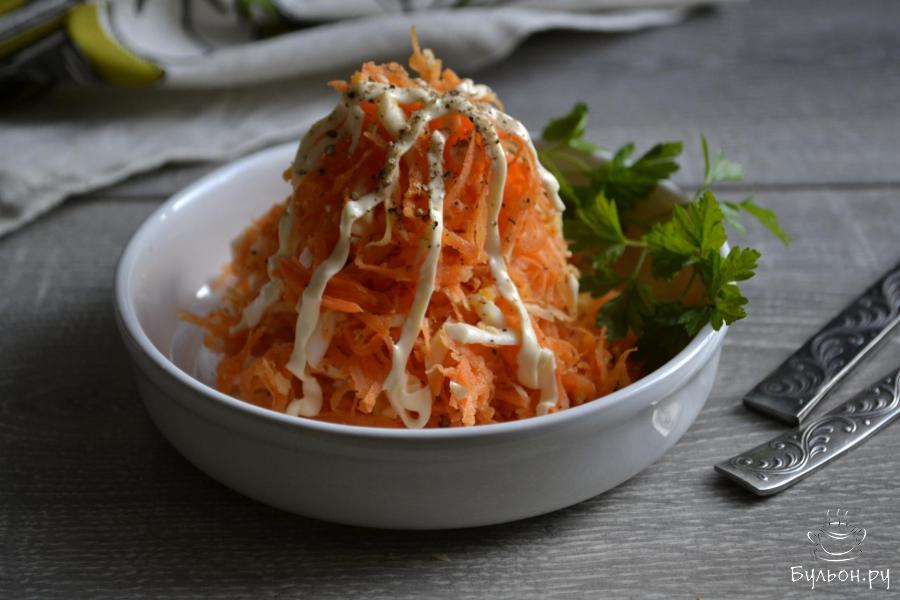 Салат из моркови, сыра и яиц "Студенческий"