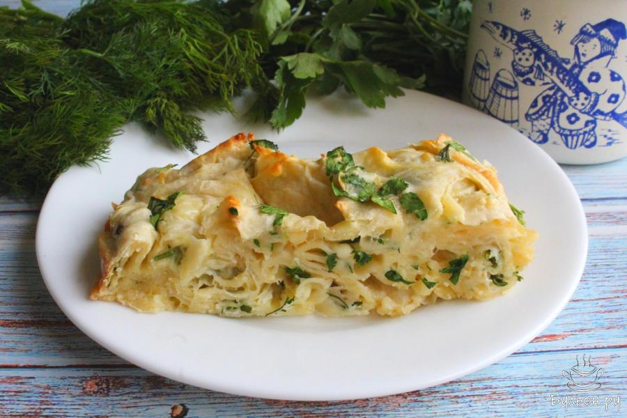 Быстрый пирог из лаваша с сыром и зеленью