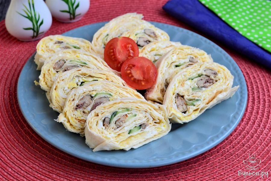 Рулет из лаваша со шпротами