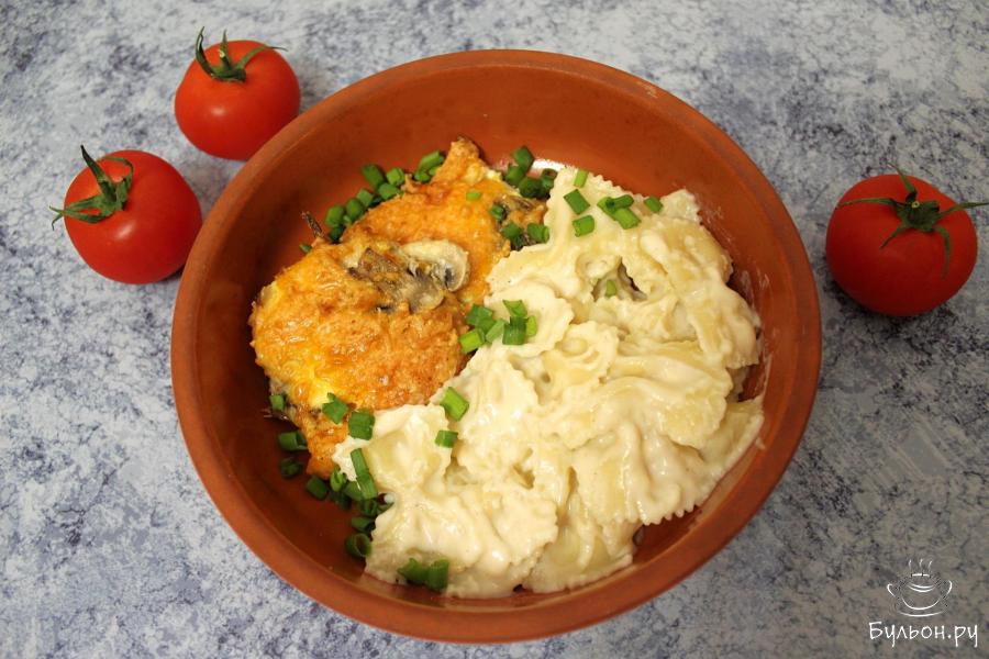 Макаронные бантики в сливочном соусе