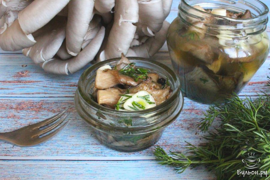 Запеченные маринованные вешенки