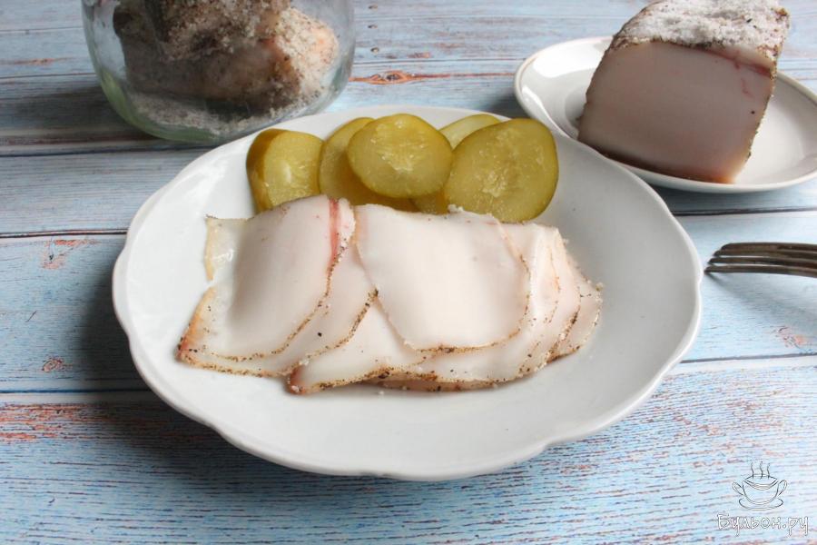 Сало сухого посола в банке