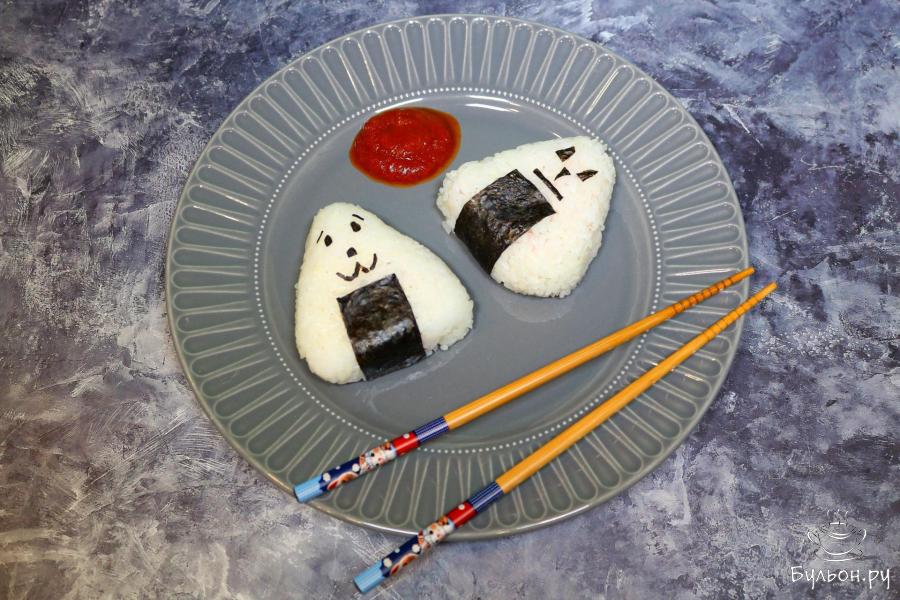 Японские рисовые треугольнички