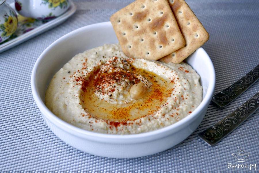 Хумус - закуска из нута с тахини