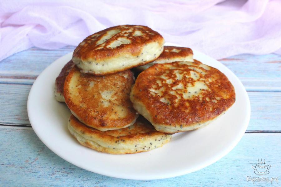 Нежные творожные оладьи с маком и кокосовой стружкой