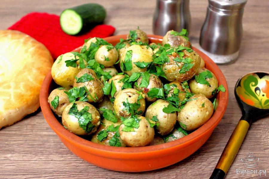 Ароматный бэби картофель в духовке