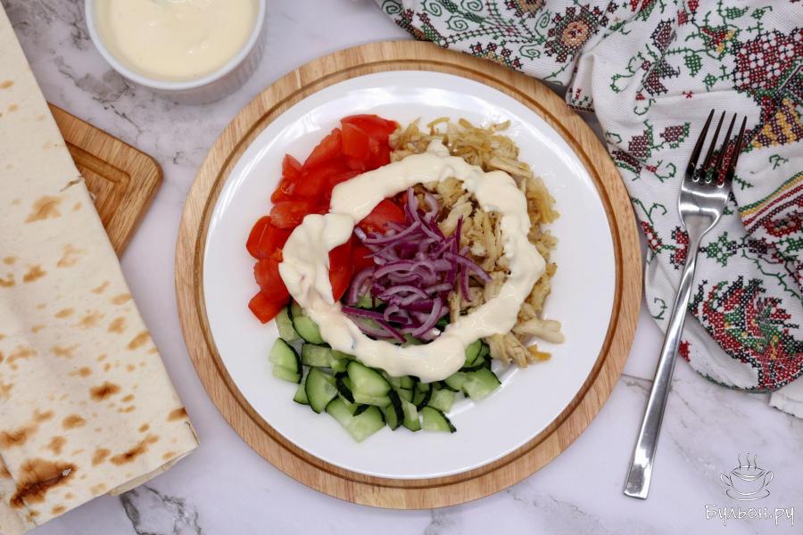 Шаверма на тарелке