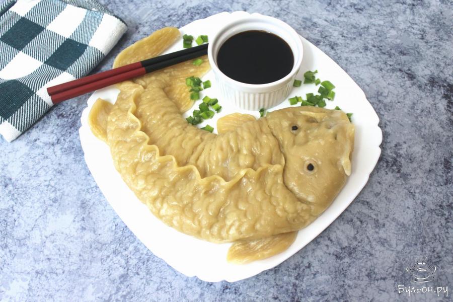 Рыбка из теста на пару с мясной начинкой