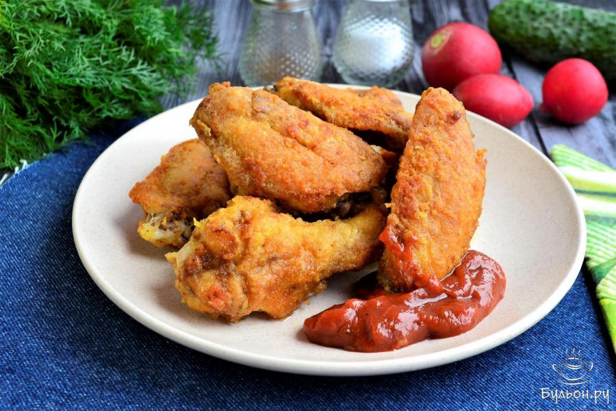 Хрустящие куриные крылышки на сковороде