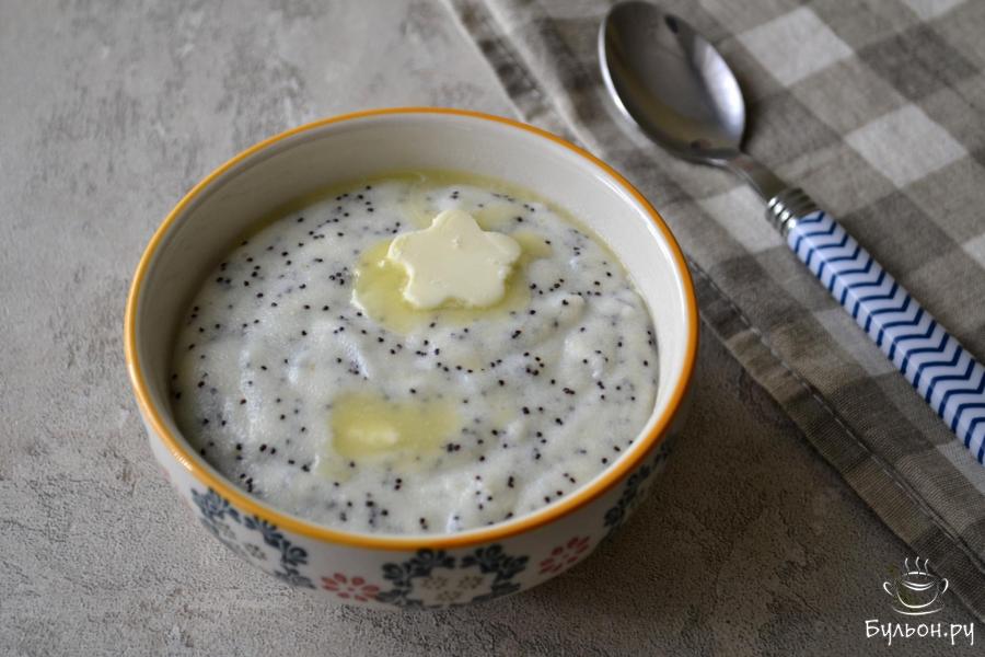 Манная каша с маком на завтрак