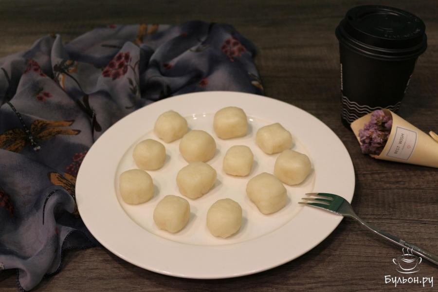 Жевательные конфеты из молока, рисовой муки и крахмала