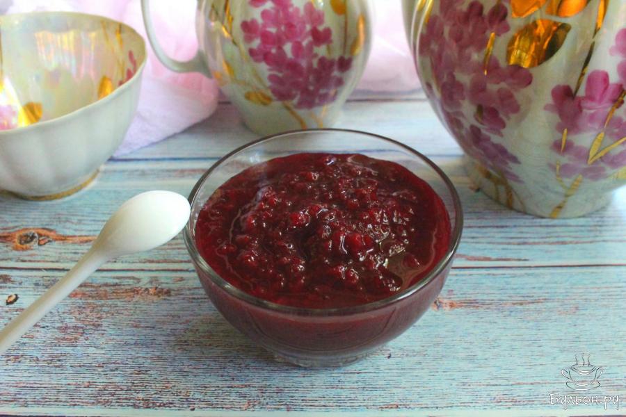 Джем из вишни и красной смородины