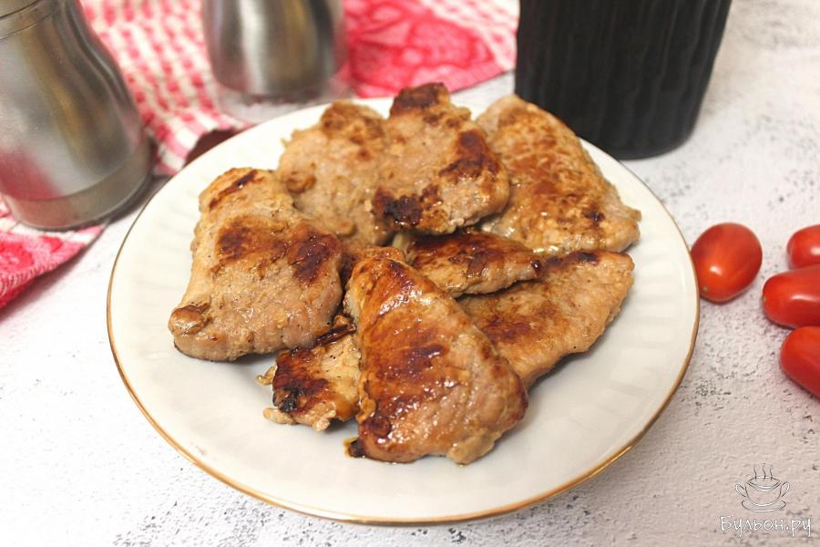 Жареная свинина в соево-медовом маринаде