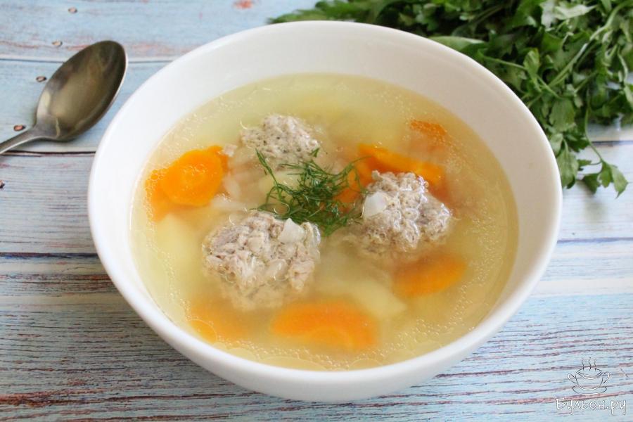 Диетический суп с мясными фрикадельками